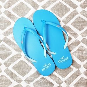 Hollister flipflops teal